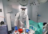 Nowy raport o COVID-19. W tydzień prawie 20 tys. zakażeń - zdjęcie główne