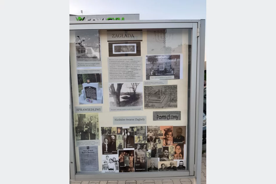 Wystawa przed centrum handlowym - zdjęcie 8