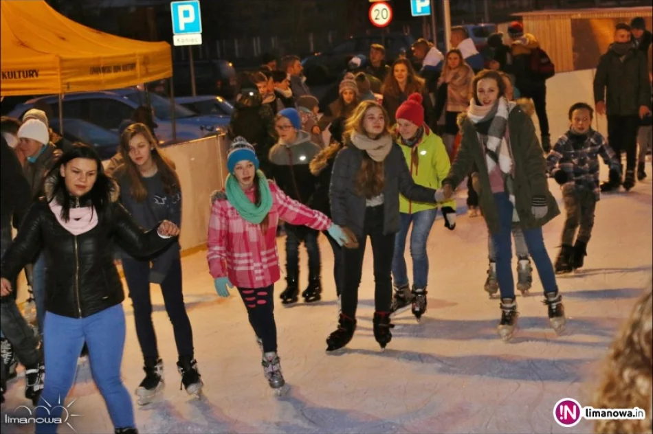ICE PARTY na limanowskim lodowisku - zdjęcie 2
