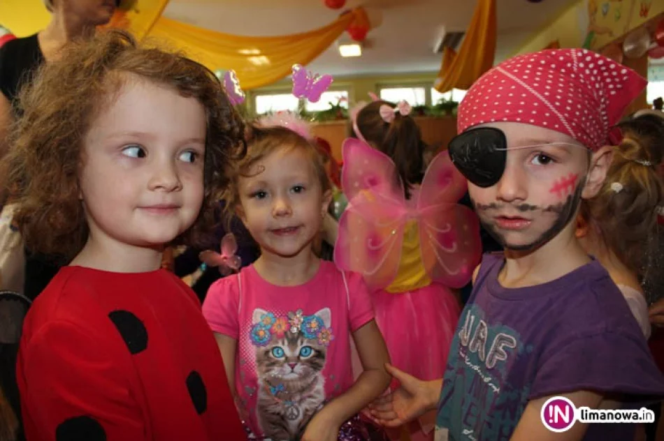 Wielki bal w przedszkolu - zdjęcie 4