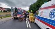 Dachowanie podczas wyprzedzania, dwie osoby ranne - zdjęcie 2