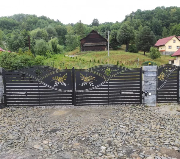 Ogrodzenia, bramy, balustrady, wiaty - Zdjęcie główne