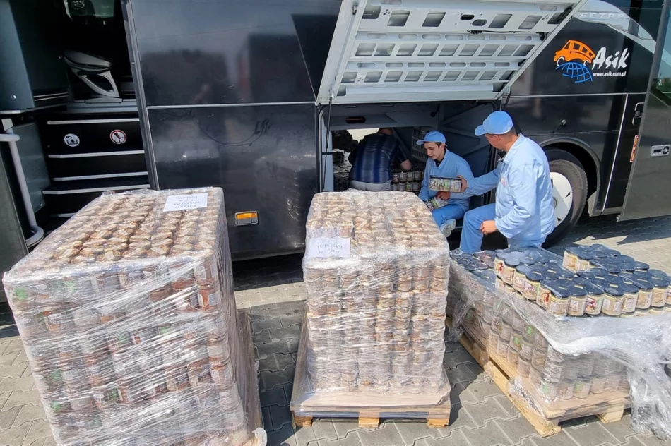 Kolejny raz pomoc humanitarna dotarła do Truskawca - zdjęcie 2