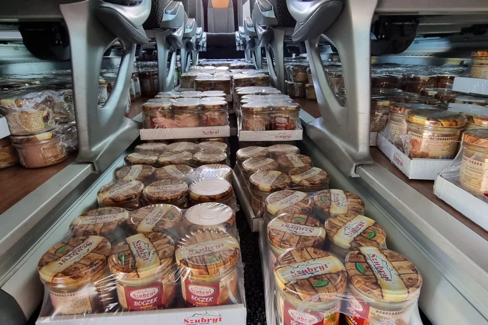 Kolejny raz pomoc humanitarna dotarła do Truskawca - zdjęcie 3