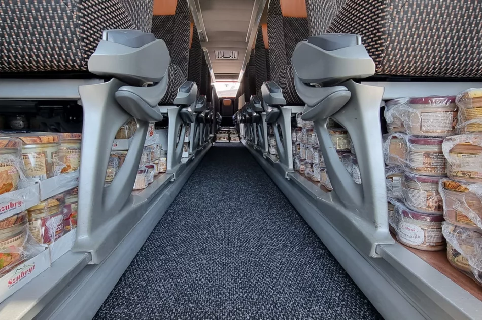 Kolejny raz pomoc humanitarna dotarła do Truskawca - zdjęcie 11