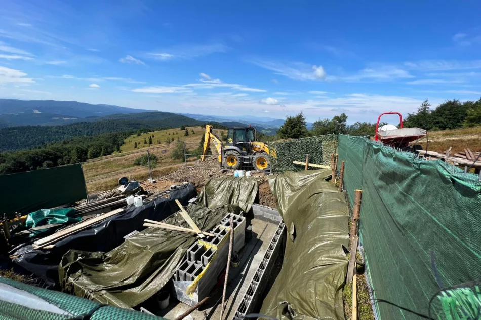 Skandal na Mogielicy! Na najpiękniejszej polanie powstaje budynek - zdjęcie 3