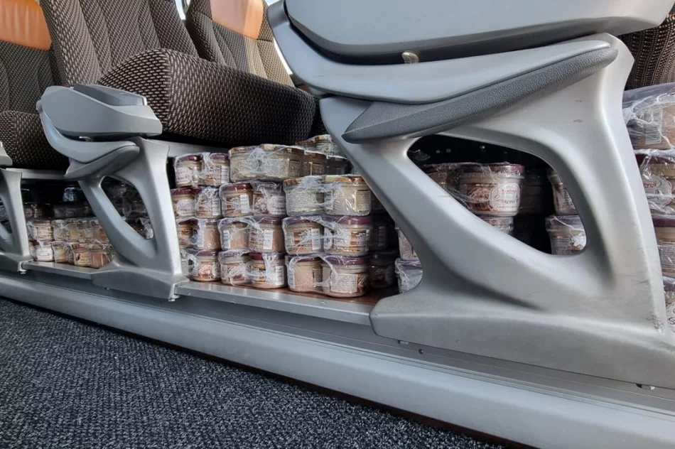 Kolejny raz pomoc humanitarna dotarła do Truskawca - zdjęcie 7