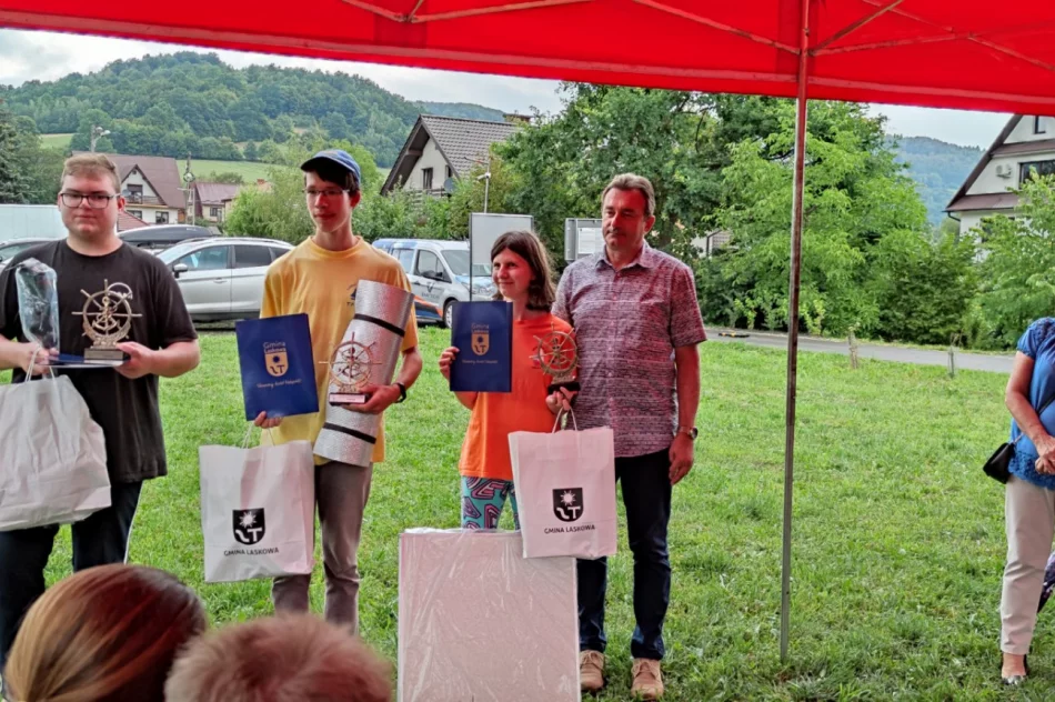 Zorganizowano regaty na stawie rekreacyjnym - zdjęcie 7