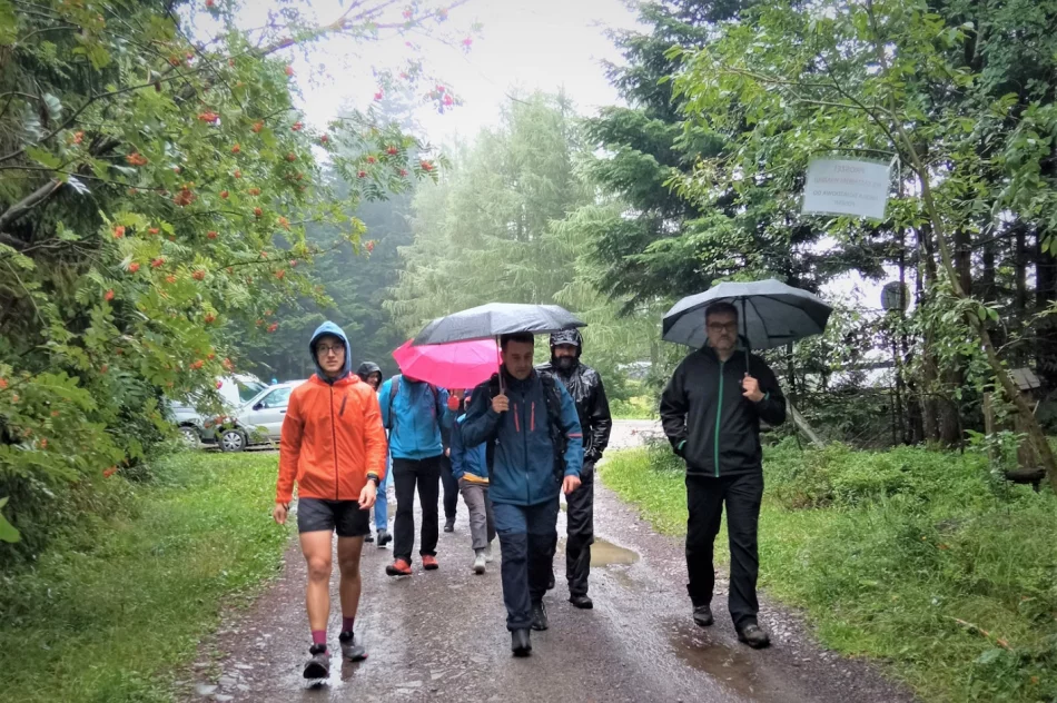 Wędrowali wojennymi śladami - zdjęcie 3