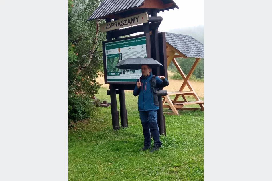 Wędrowali wojennymi śladami - zdjęcie 8