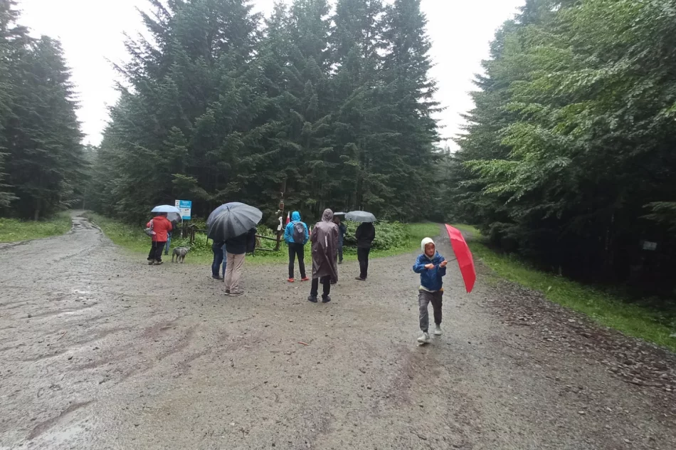 Wędrowali wojennymi śladami - zdjęcie 15