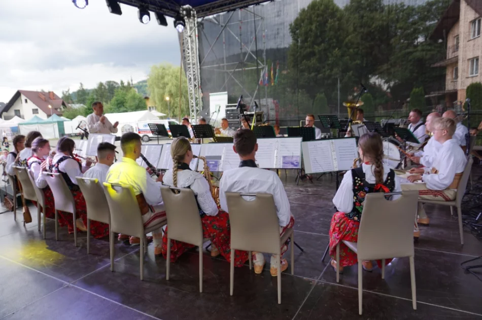 40. edycja imprezy pod znakiem jubileuszu zespołu - zdjęcie 8