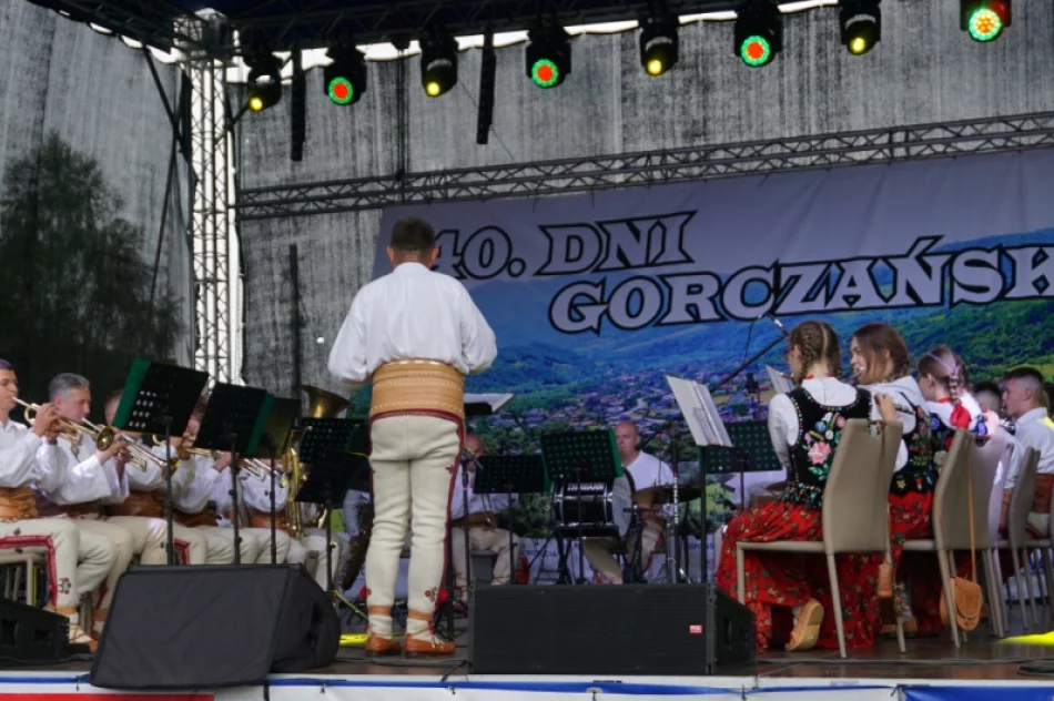 40. edycja imprezy pod znakiem jubileuszu zespołu - zdjęcie 11