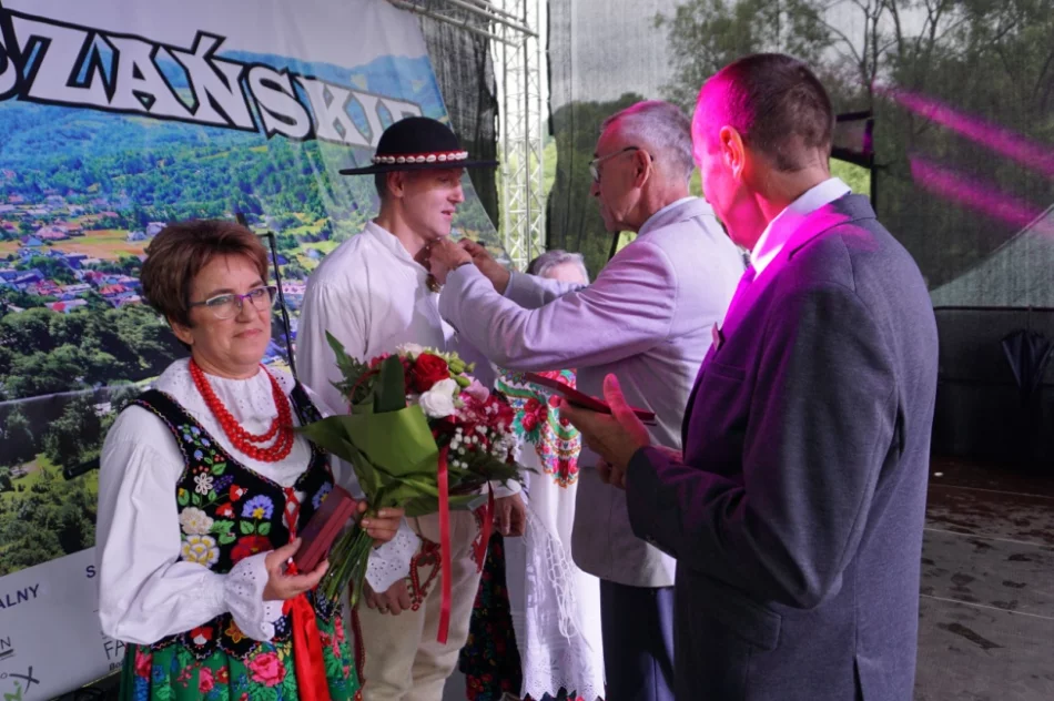 40. edycja imprezy pod znakiem jubileuszu zespołu - zdjęcie 16