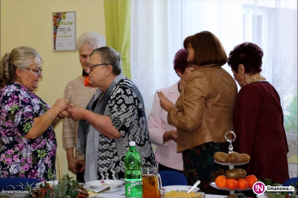 Spotkanie opłatkowe w „Senior-WIGOR” - zdjęcie 3