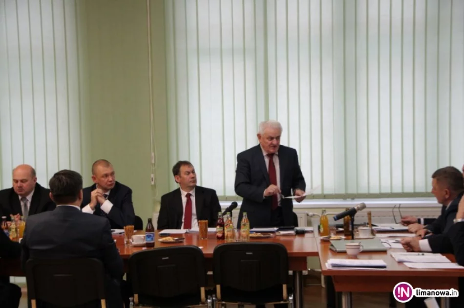 Budżet Gminy na 2017 rok uchwalony jednomyślnie! - zdjęcie 3