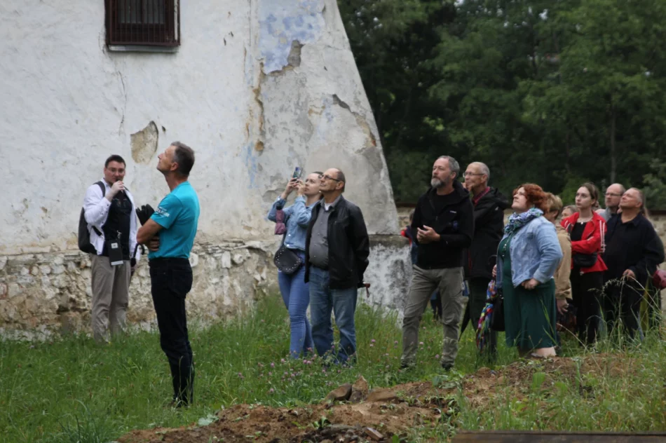 Odkrywali nieznaną historię miejscowości - zdjęcie 16