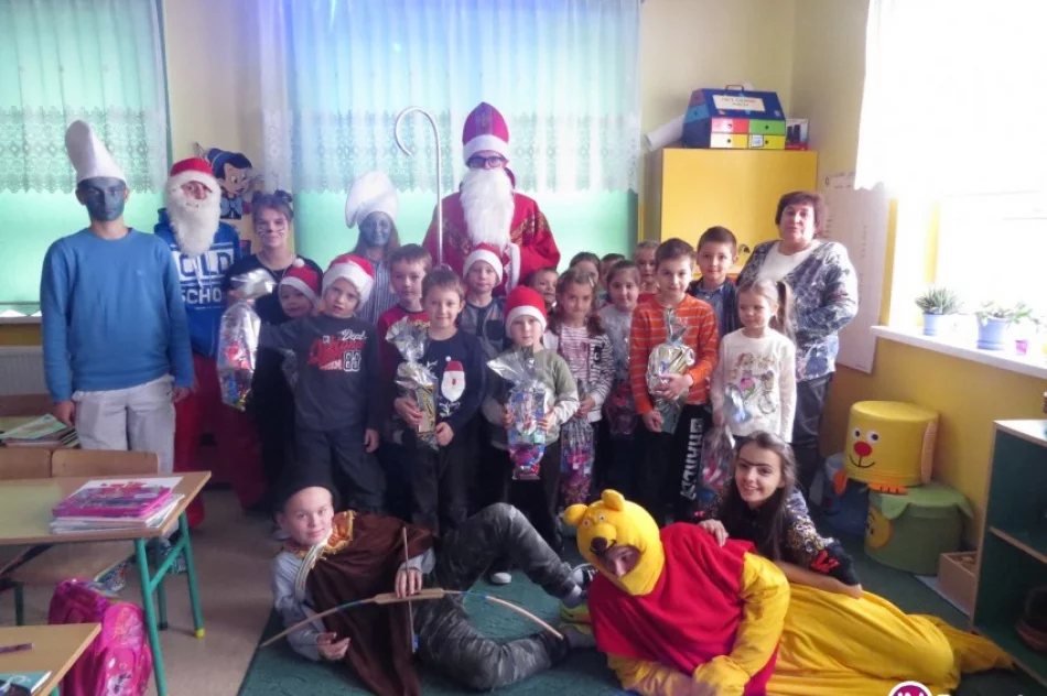 Zespół Szkół nr 1 w Starej Wsi „w poszukiwaniu Św. Mikołaja” - zdjęcie 2