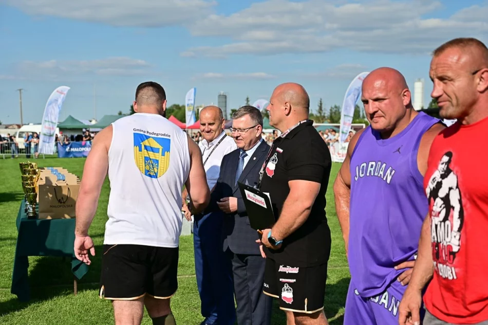Najsilniejsi rywalizowali w regionie. Gościem specjalnym „Pudzian” - zdjęcie 6