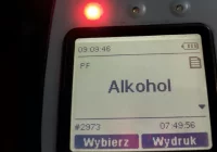 Uciekł, bo był pijany. Przy zatrzymaniu “wydmuchał” ponad 3 promile - zdjęcie główne