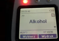Nietrzeźwy kierowca spowodował dwie kolizje i uciekł - zdjęcie główne