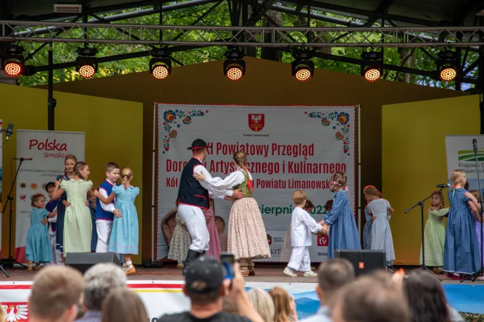 Zwyciężyły gospodynie z Męciny - zdjęcie 5