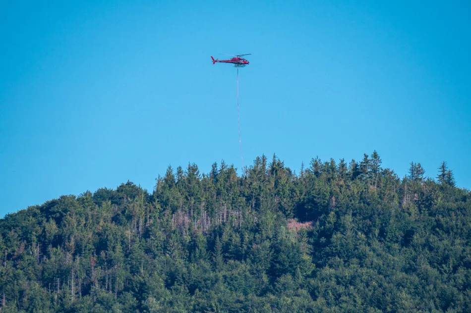Budowa wieży na Mogielicy - transport materiałów śmigłowcem - zdjęcie 5