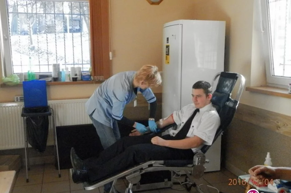 'Podaruj życie innym' - akcja strażaków z OSP w Nowym Rybiu - zdjęcie 3