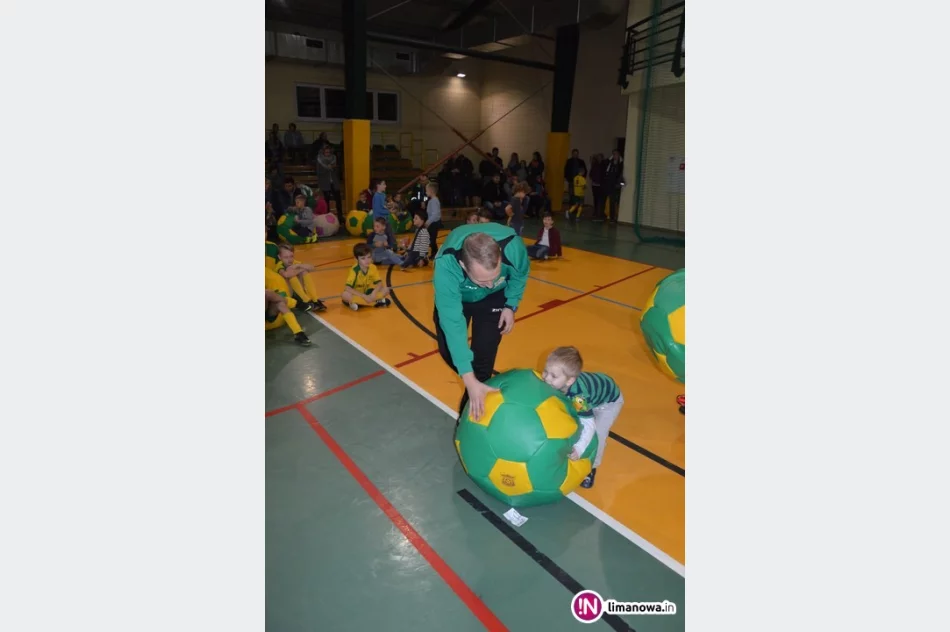 Klubowe Mikołajki w LKS Mordarka - zdjęcie 3