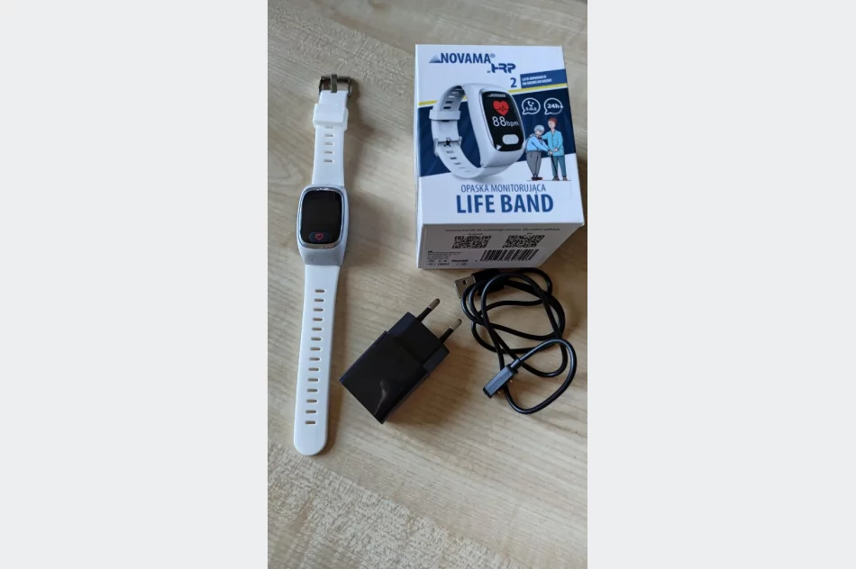 Dodatkowe opaski bezpieczeństwa przekazane seniorom - zdjęcie 2