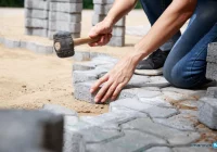 Dwie spółki chcą budować chodniki - zdjęcie główne