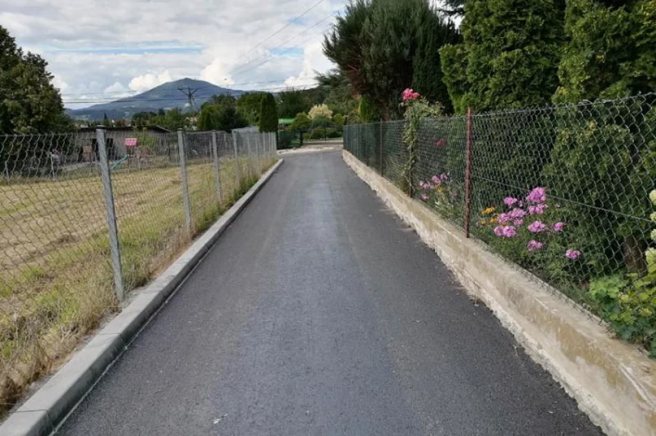 Krótka uliczka doczekała się nowej nawierzchni - zdjęcie 10