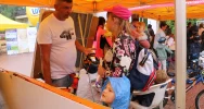 Pogoda nie odstraszyła młodych kolarzy – uczestników Mini Wyścigu Henryka Łasaka - zdjęcie 3