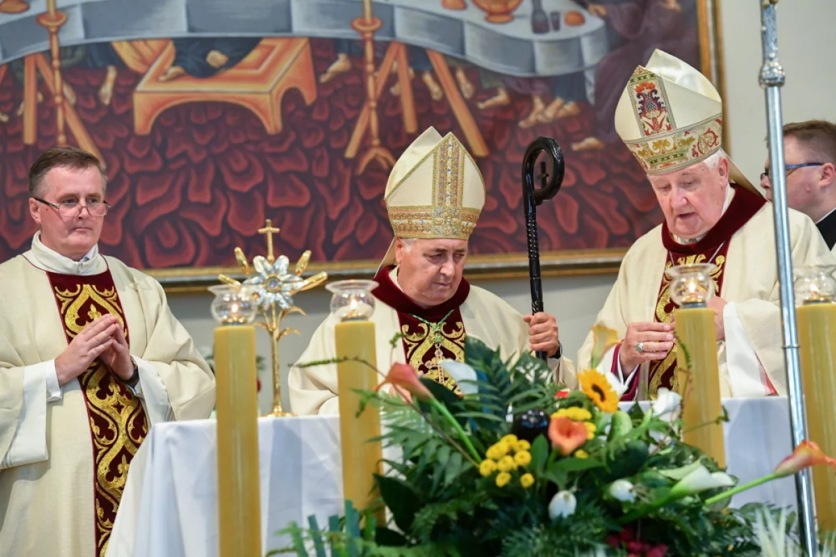 Nuncjusz apostolski w Polsce: pokój nikomu nie jest dany raz na zawsze