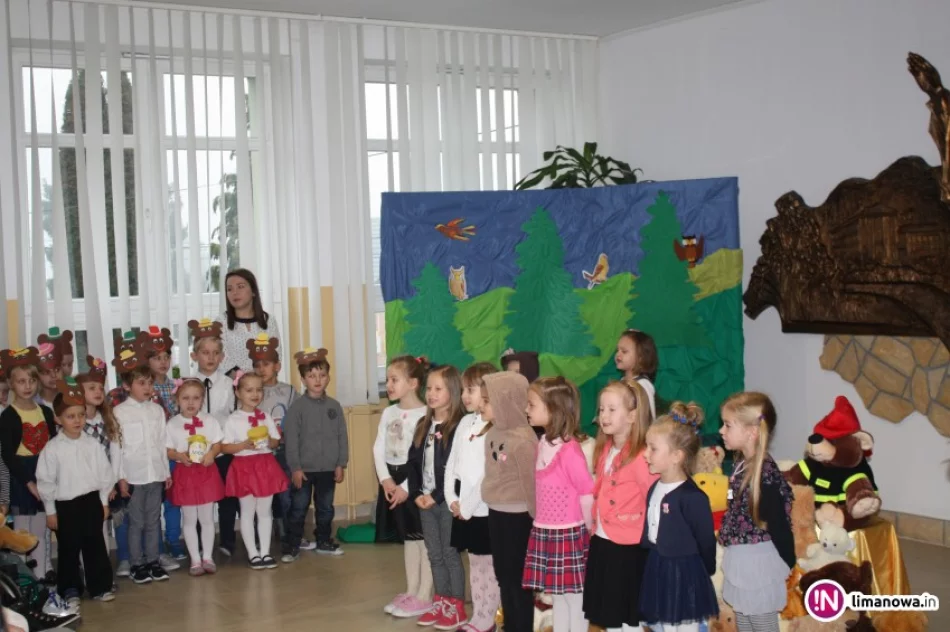 „Dzień Misia” w ZS nr 1 w Męcinie - zdjęcie 2