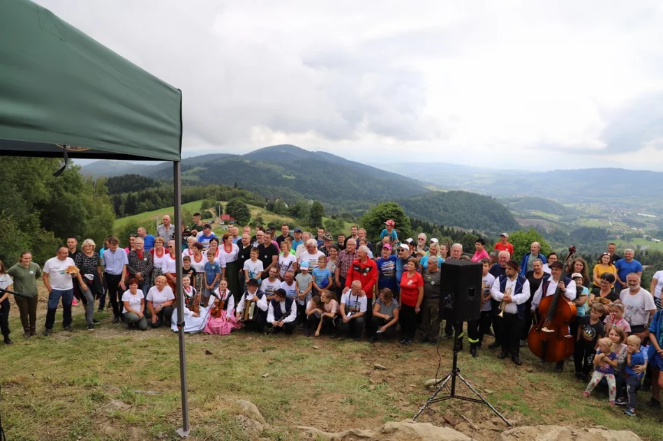 Góra Jaworz zdobyta podczas akcji Odkryj Beskid Wyspowy - zdjęcie 3