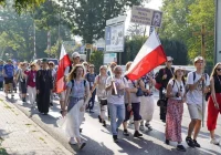 Pątnicy ruszyli na szlak - zdjęcie główne