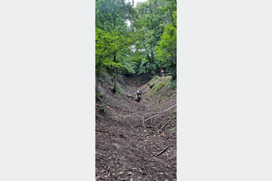 Zawody zgromadziły liczną grupę trialowców - zdjęcie 10