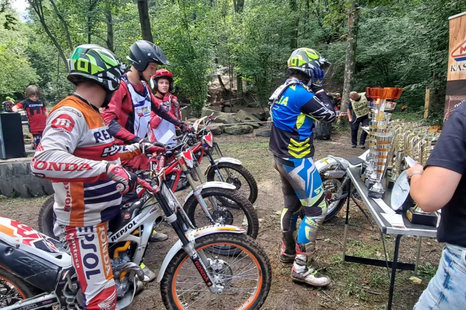 Zawody zgromadziły liczną grupę trialowców - zdjęcie 13