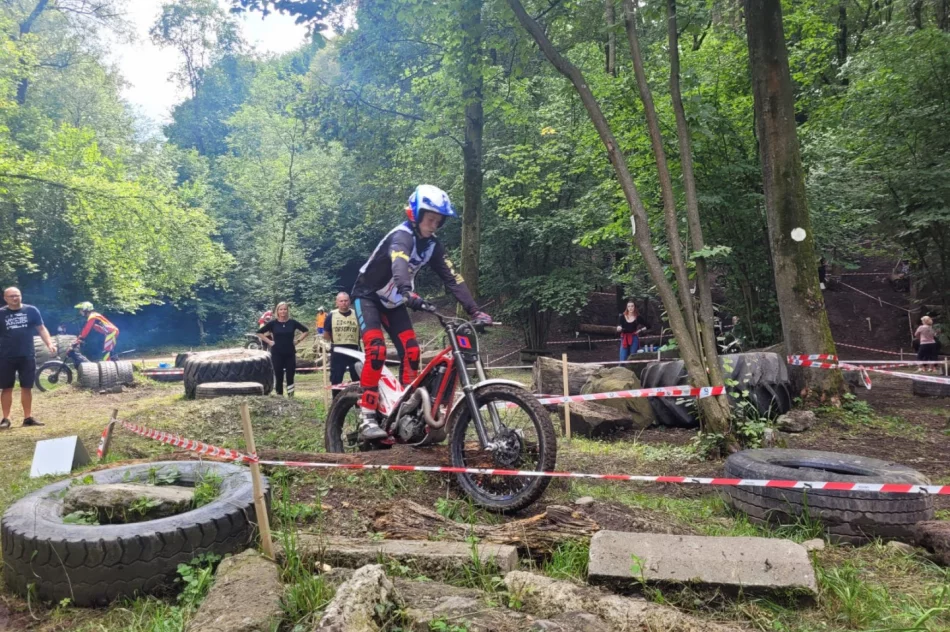 Zawody zgromadziły liczną grupę trialowców - zdjęcie 14