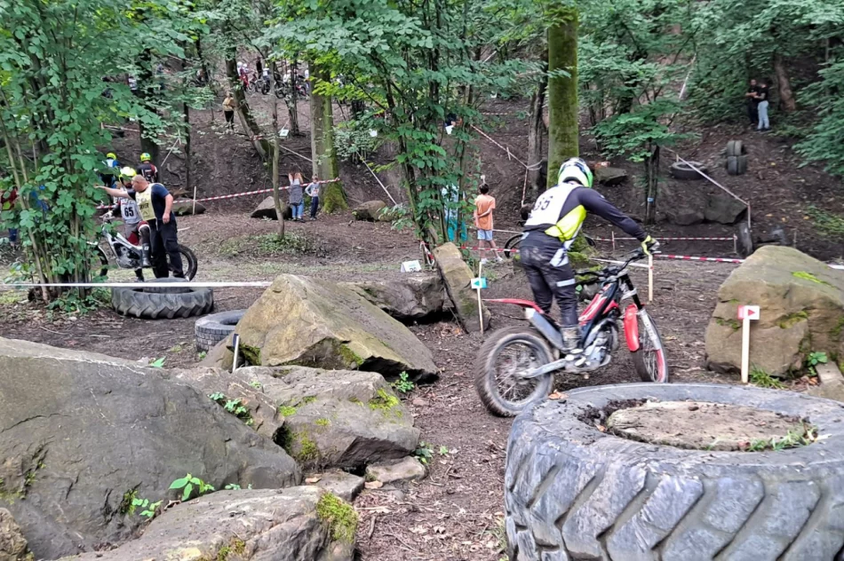 Zawody zgromadziły liczną grupę trialowców - zdjęcie 18