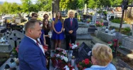 Uroczystość patriotyczna przy grobie por. Jana Wróbla - zdjęcie 2
