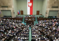 Kantar dla TVN24: ZP - 29 proc., KO - 27 proc., Polska 2050 - 13 proc. - zdjęcie główne