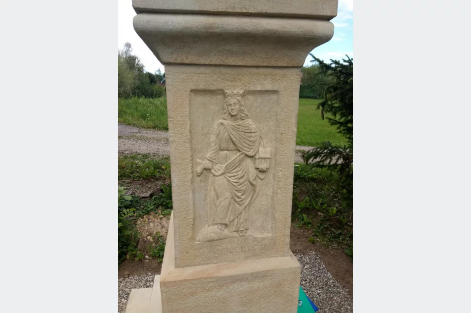 Odbiór odnowionej kapliczki w Nowym Rybiu - zdjęcie 4