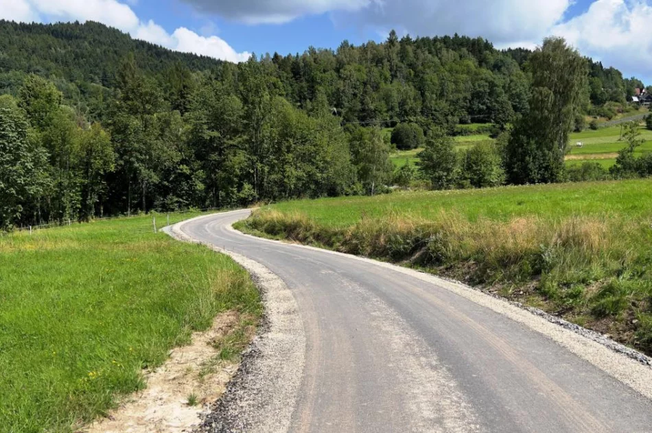 Remont 1,5 km drogi za ponad 1,3 mln zł - zdjęcie 4