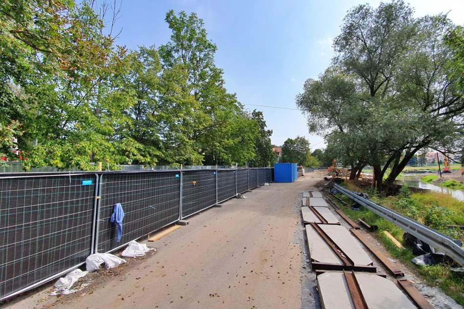 Na placu budowy nareszcie widać prace - zdjęcie 8