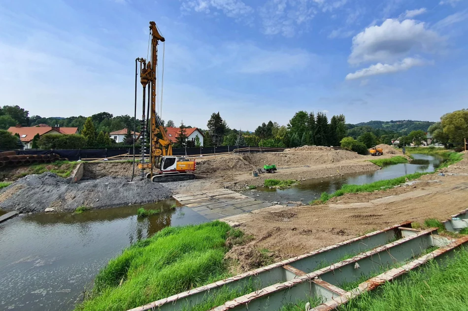 Na placu budowy nareszcie widać prace - zdjęcie 10