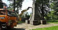 Usuwają sowieckie pomniki. Limanowa zrobiła to już 8 lat temu - zdjęcie 4