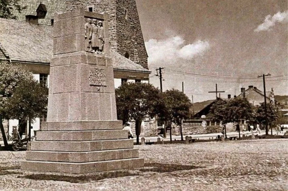 Usuwają sowieckie pomniki. Limanowa zrobiła to już 8 lat temu - zdjęcie 6