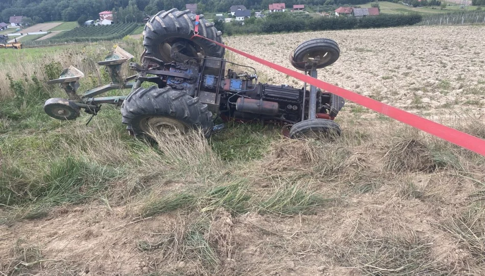 Wywrotka ciągnika rolniczego - zdjęcie 1